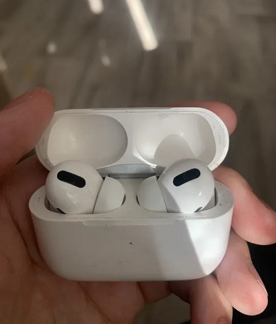 AirPods Pro used free delivery-pic_3