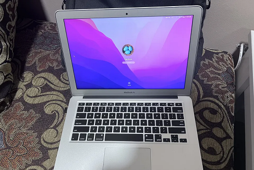 Apple MacBook Air 2017 with 1.8GHz Core i5 (8GB RAM, 128 GB SSD-pic_2
