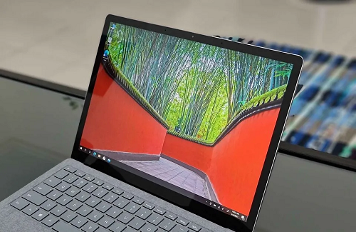 Surface Laptop 3 - (2021) - 10th GEN Core i5 - 4k touch Like new condition-pic_1
