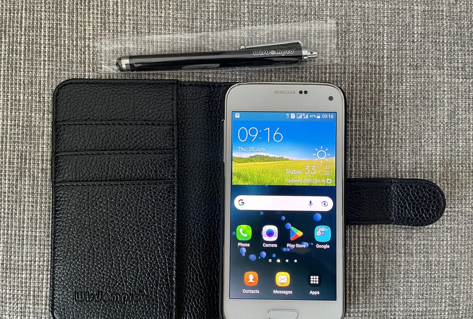 Samsung S5 Mini Dual SIM mobile phone