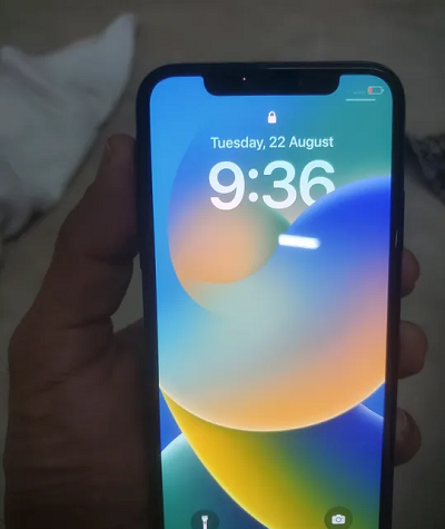 iPhone x neat and clean