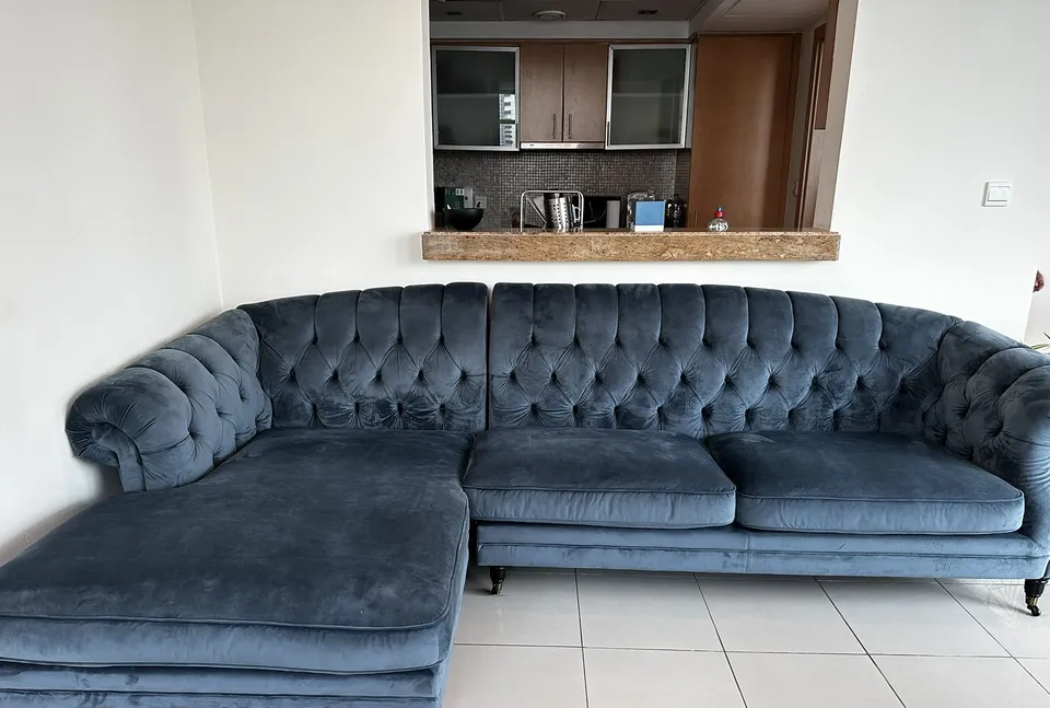 La-shape Sofa