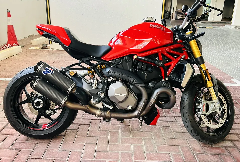 Ducati monster 1200s gcc