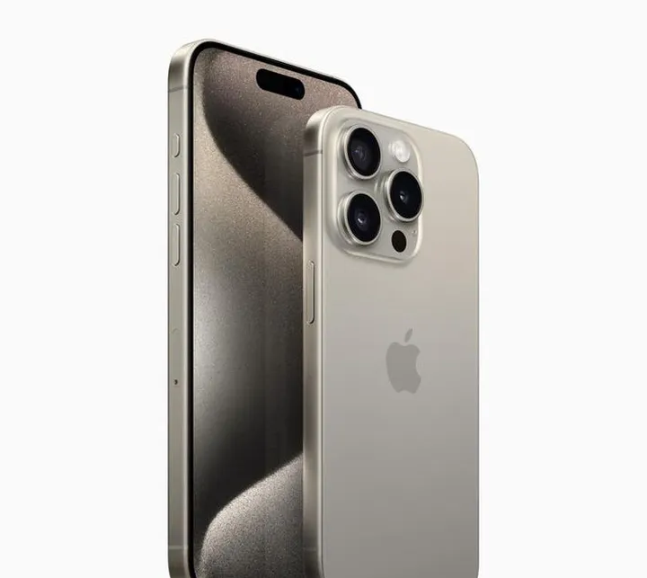 iPhone 15 pro max 256GB Natural titanium new