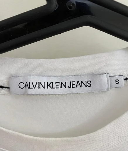 Calvin Klein white embroidered logo with pocket-pic_3