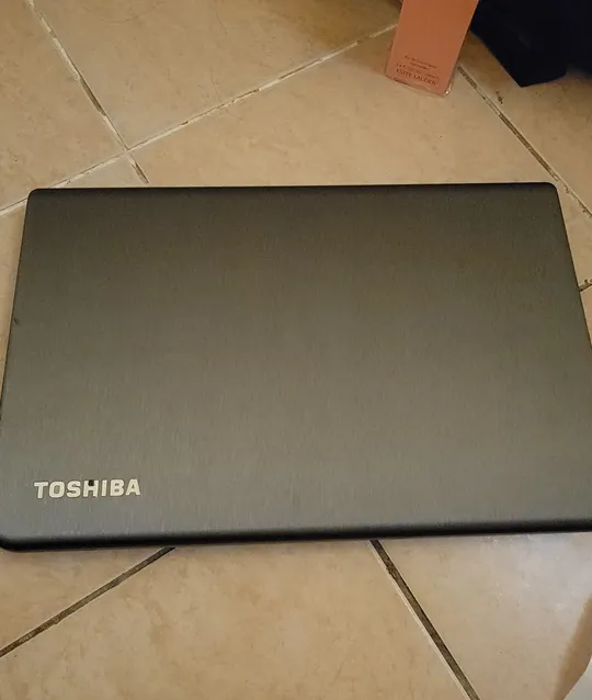 Toshiba laptop-pic_3