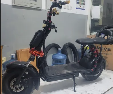 Almost new Harley scooter, large size big