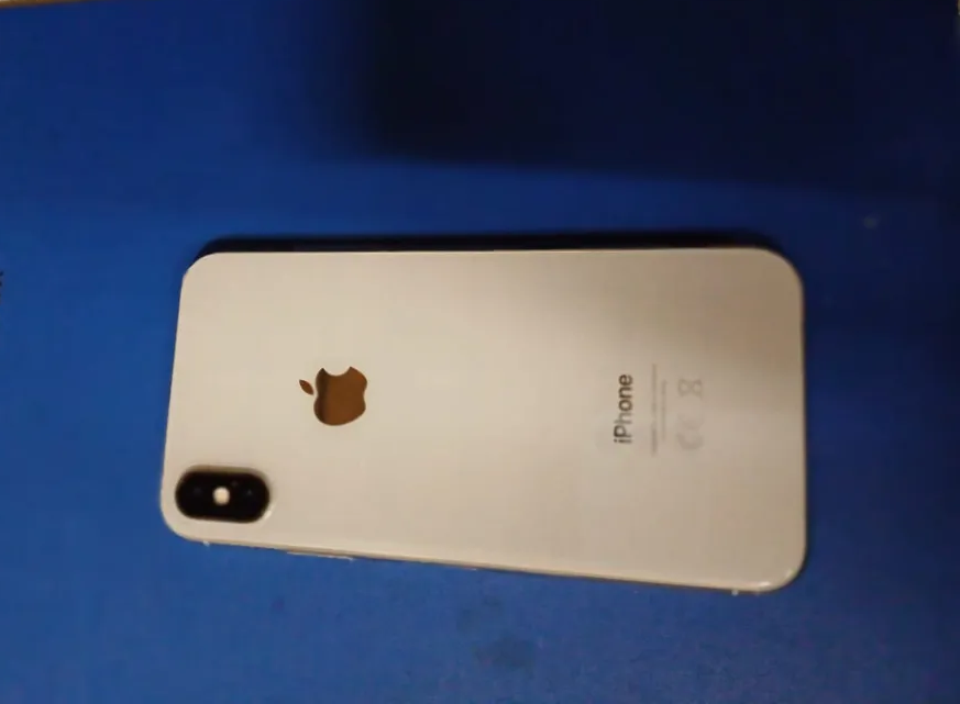 iPhone x white colour 10/10 condition-pic_3
