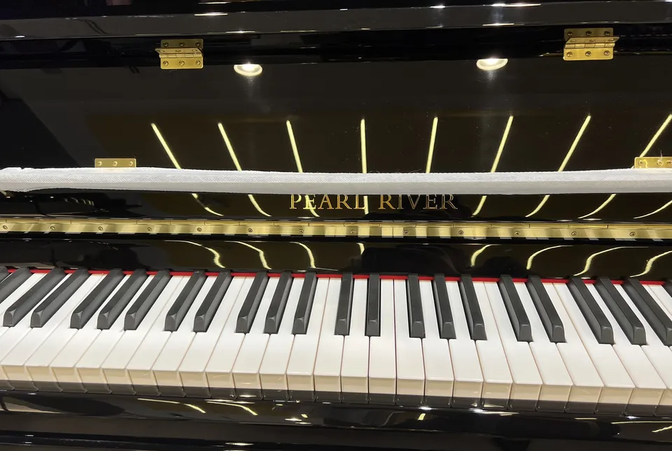 Pearl River UP 121S Acoustic Piano-pic_1
