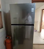 LG refrigerator in Ajman-pic_1