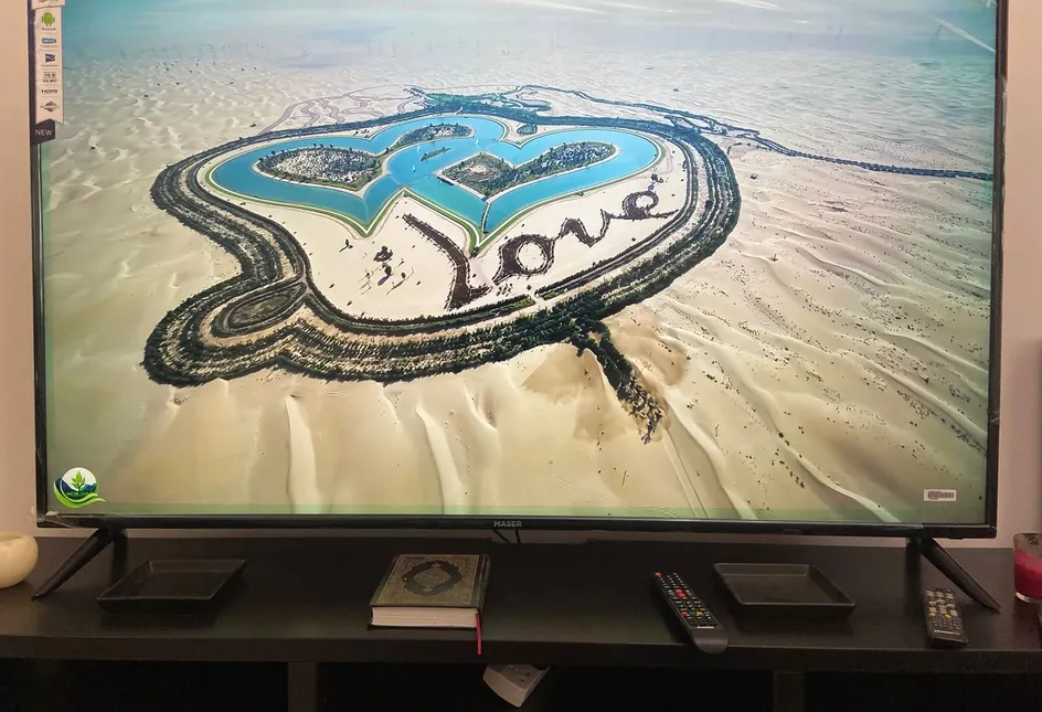 Smart 43 inch tv in Dubai-pic_2