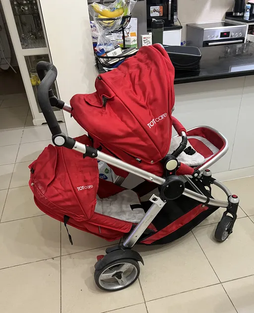 strollers for kids in Abu Dhabi-image