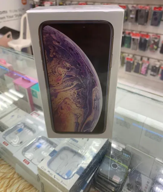 iPhone Xs Max 256GB 1 year warranty Delivery Available-pic_1