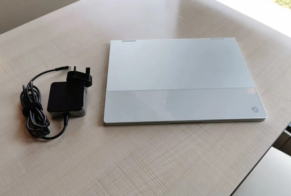Google PixelBook - Core i7/16gb/512gb 4k Touch X360 ultrabook laptop ipad air pro tab s6 s7 ultra Go