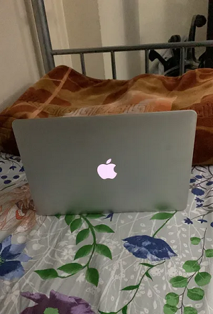 MacBook Air 13 inch for Sale Urgent-image