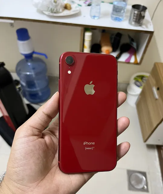 iPhone XR 128 GB Best condition Clean with charger and original headset-image