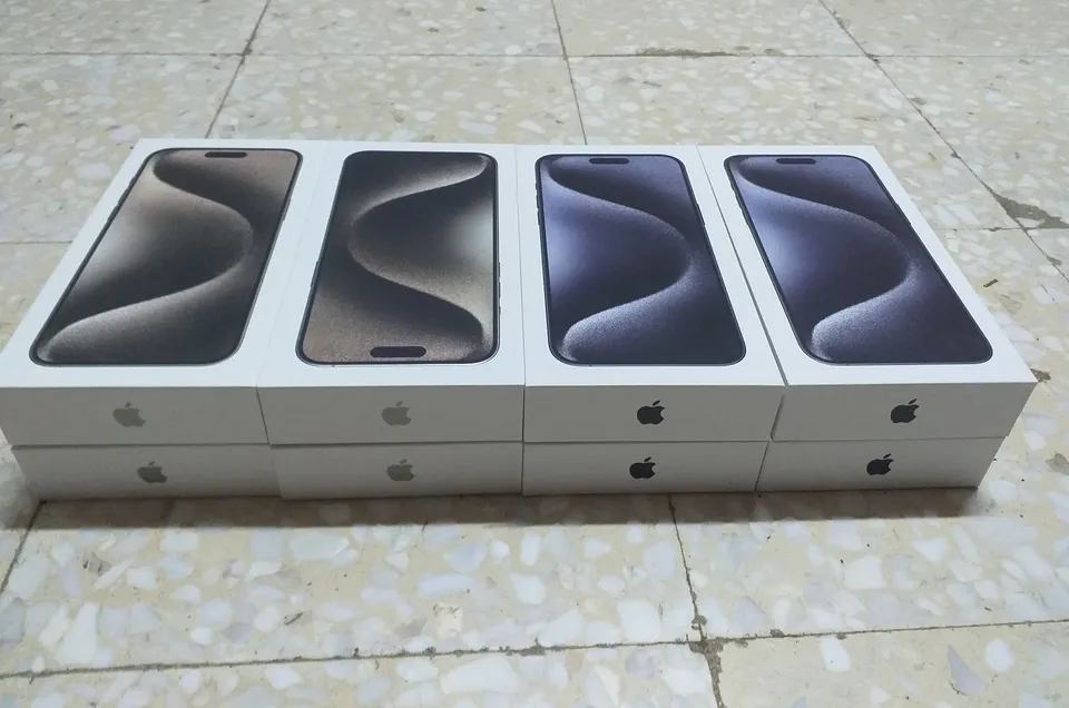 iPhone 15 pro max 256gb blue titanium colour bulk quantity also available