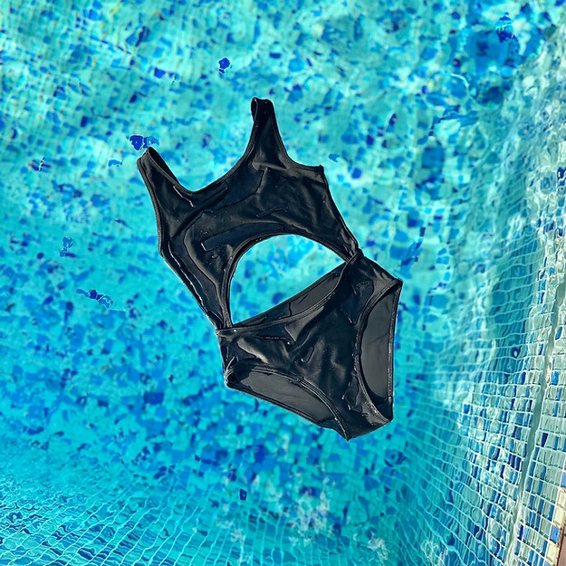 Period Fashion in UAE-pic_1