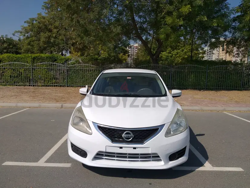 Nissan Tiida 1.6 H/B 2014 H/B Lady Driven Gcc Spec