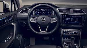 2020 Volkswagen Tiguan R-Line-image