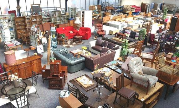 used furniture buyer in Sharjha Motor City-image