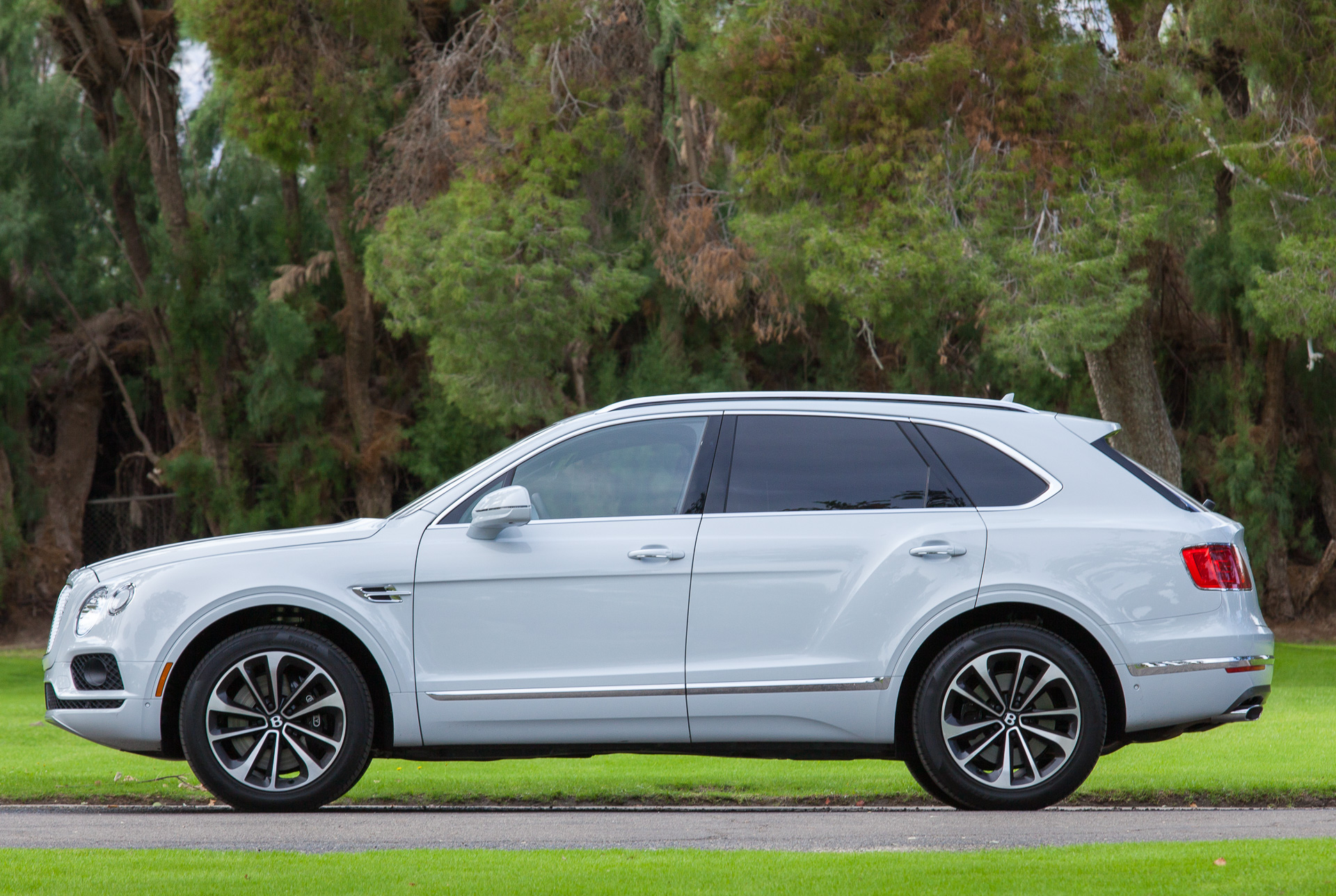 BENTAYGA 2017
