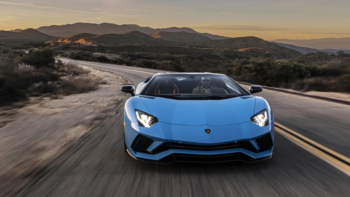 LAMBORGHINI AVENTADOR S ROADSTER