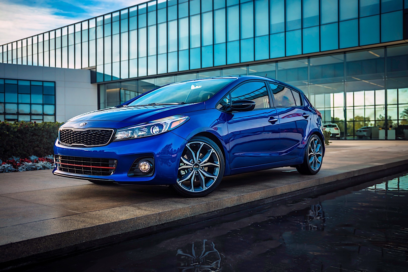 KIA FORTE 5 DOOR