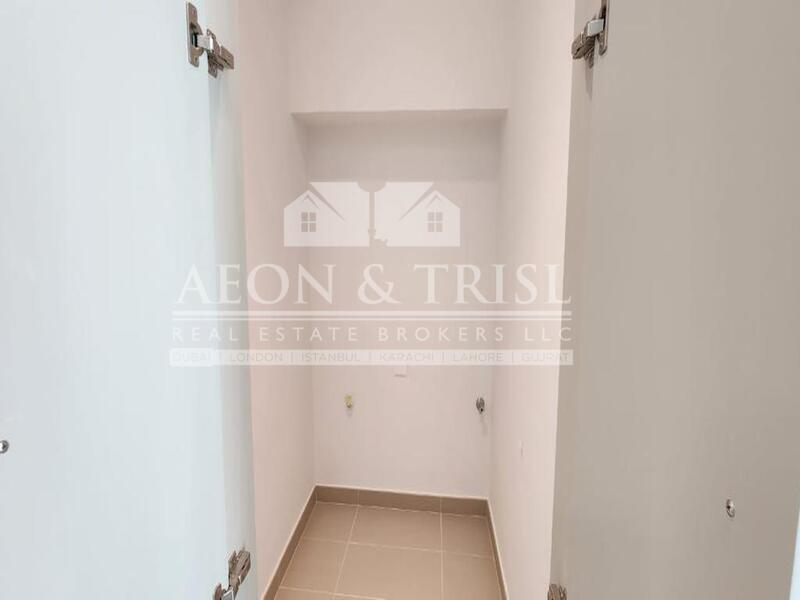 13 Months | Brand New Townhouse For Rent | Near Pool and Park-pic_2