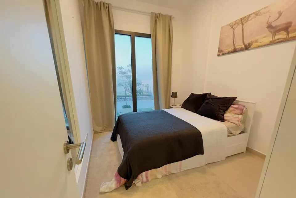 500ft 1 Bedroom Apartments for Rent in Dubai Dubai Sports City-pic_2