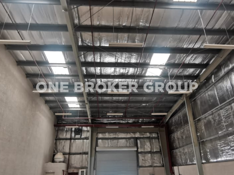 New warehouse  13mos | Close to metro  42kw Power-pic_2